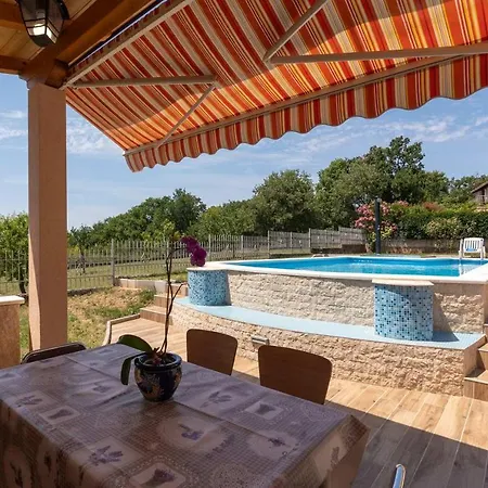Casa Diana * Kaštelir
