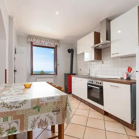 Feriehus Casa Diana Kaštelir
