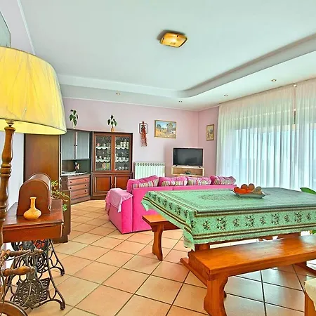 Casa Diana Feriehus *