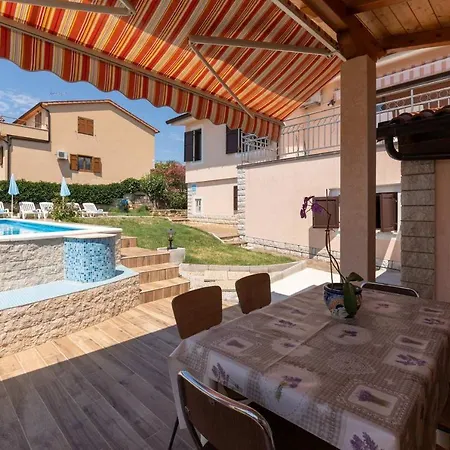 Casa Diana בית נופש *